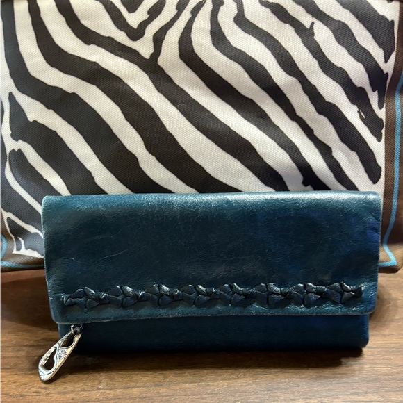 **Brighton bag designed by Vera Newman - Picture 2 of 7